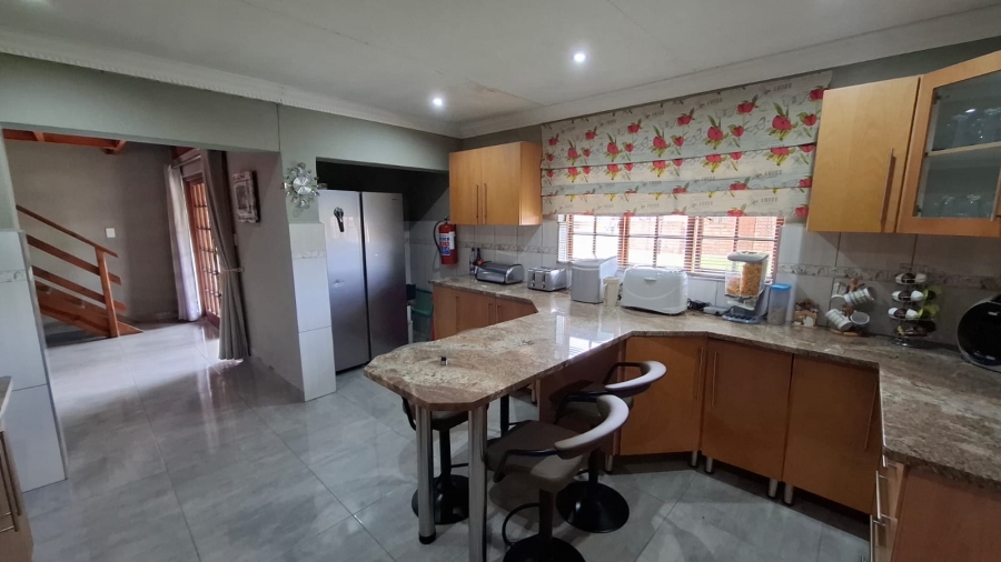 4 Bedroom Property for Sale in Vaal Park North West